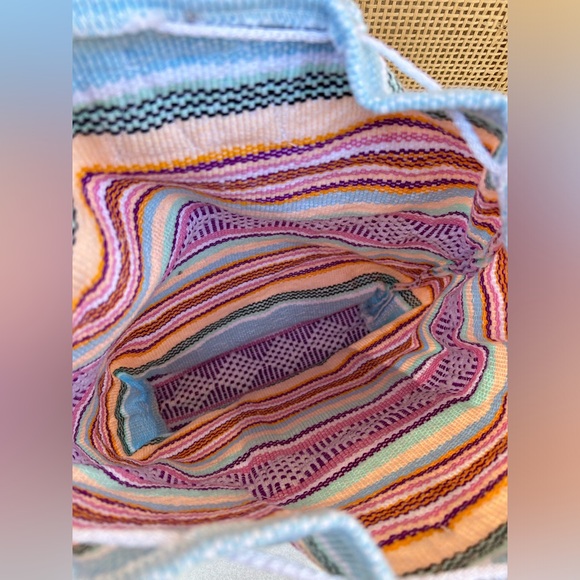 Drawstring/Toggle Woven Backpack - Picture 4 of 7